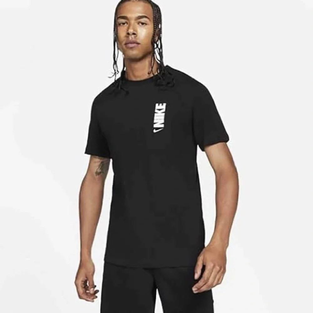 Nike logo tee sz Various